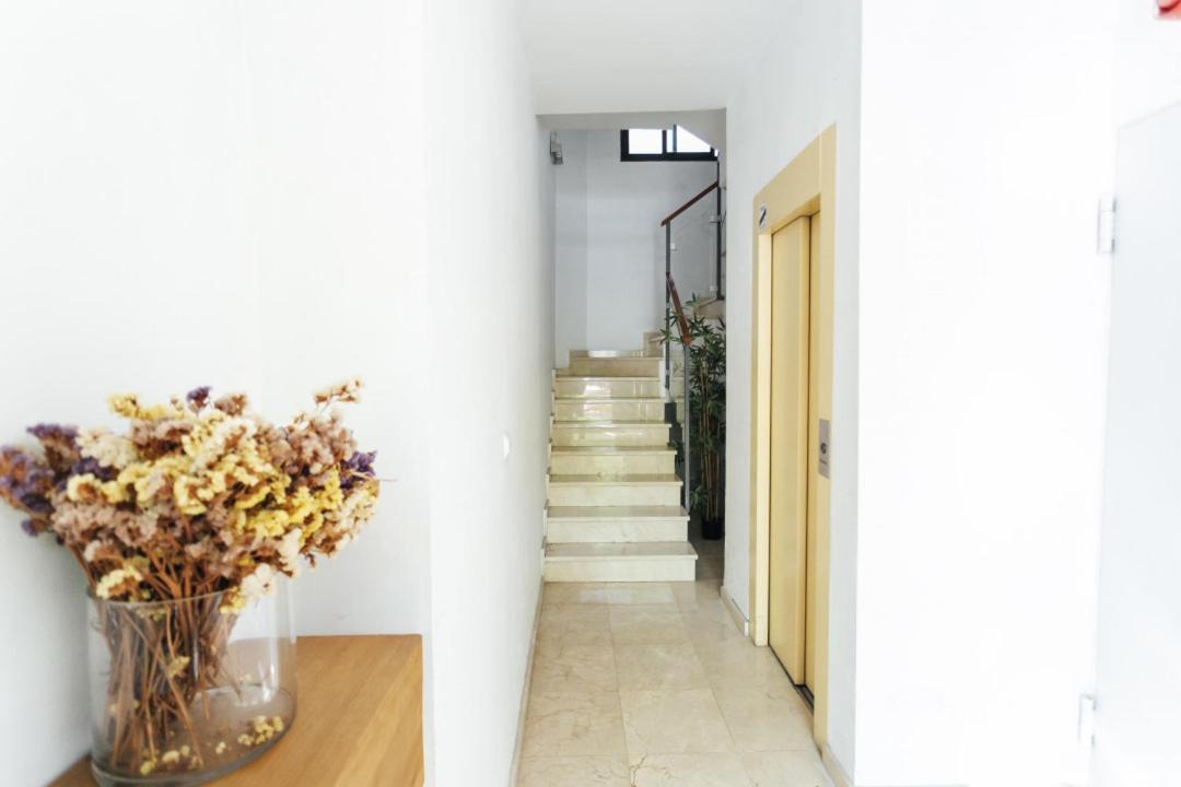 Minty Stay 3Bd Apartment - Triana Sevilla Eksteriør billede