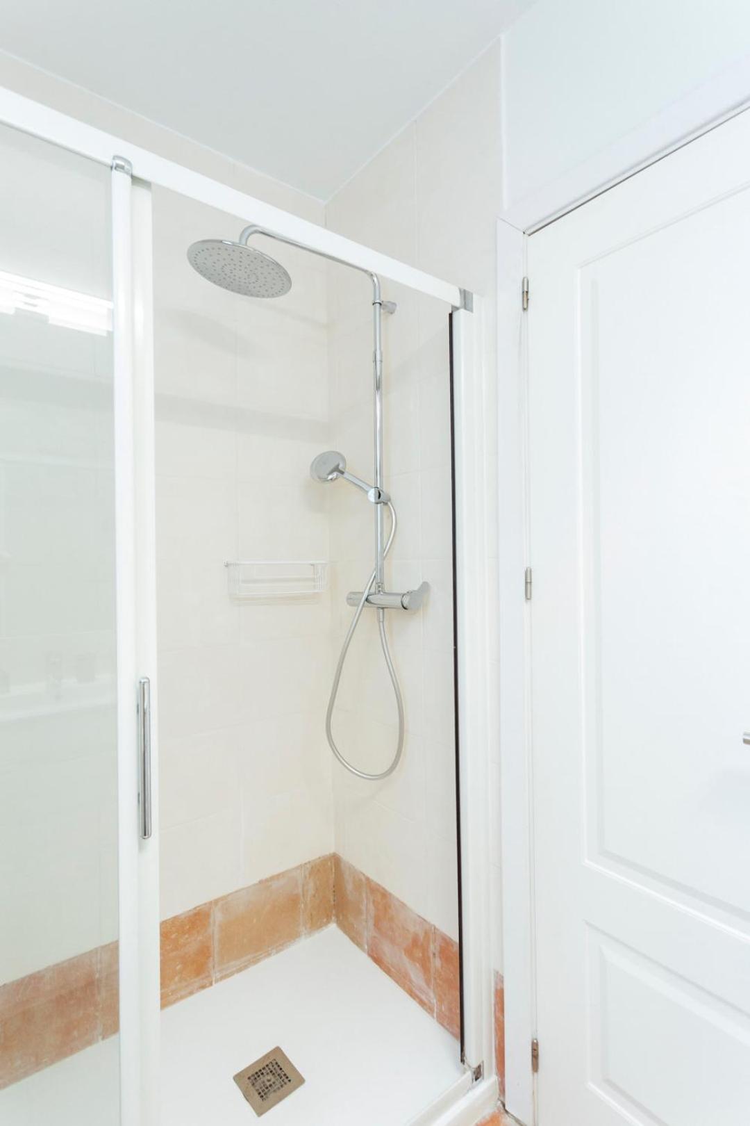 Minty Stay 3Bd Apartment - Triana Sevilla Eksteriør billede